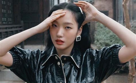 Kim Go Eun Radiates Unique Energy in Chanel's Spring